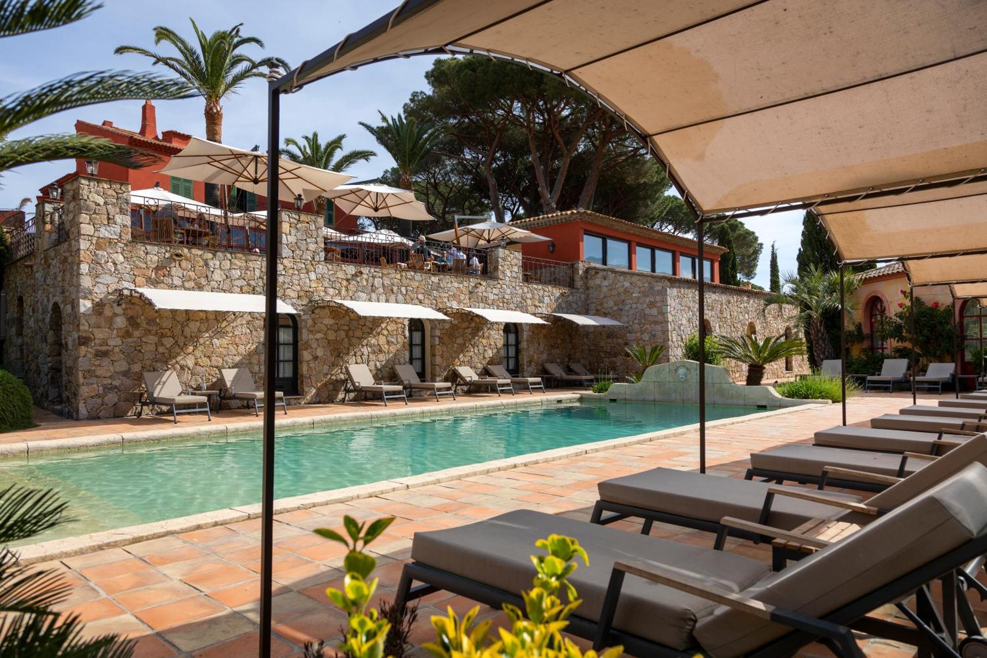 Hotel La Signoria Calvi  Zewnętrze zdjęcie