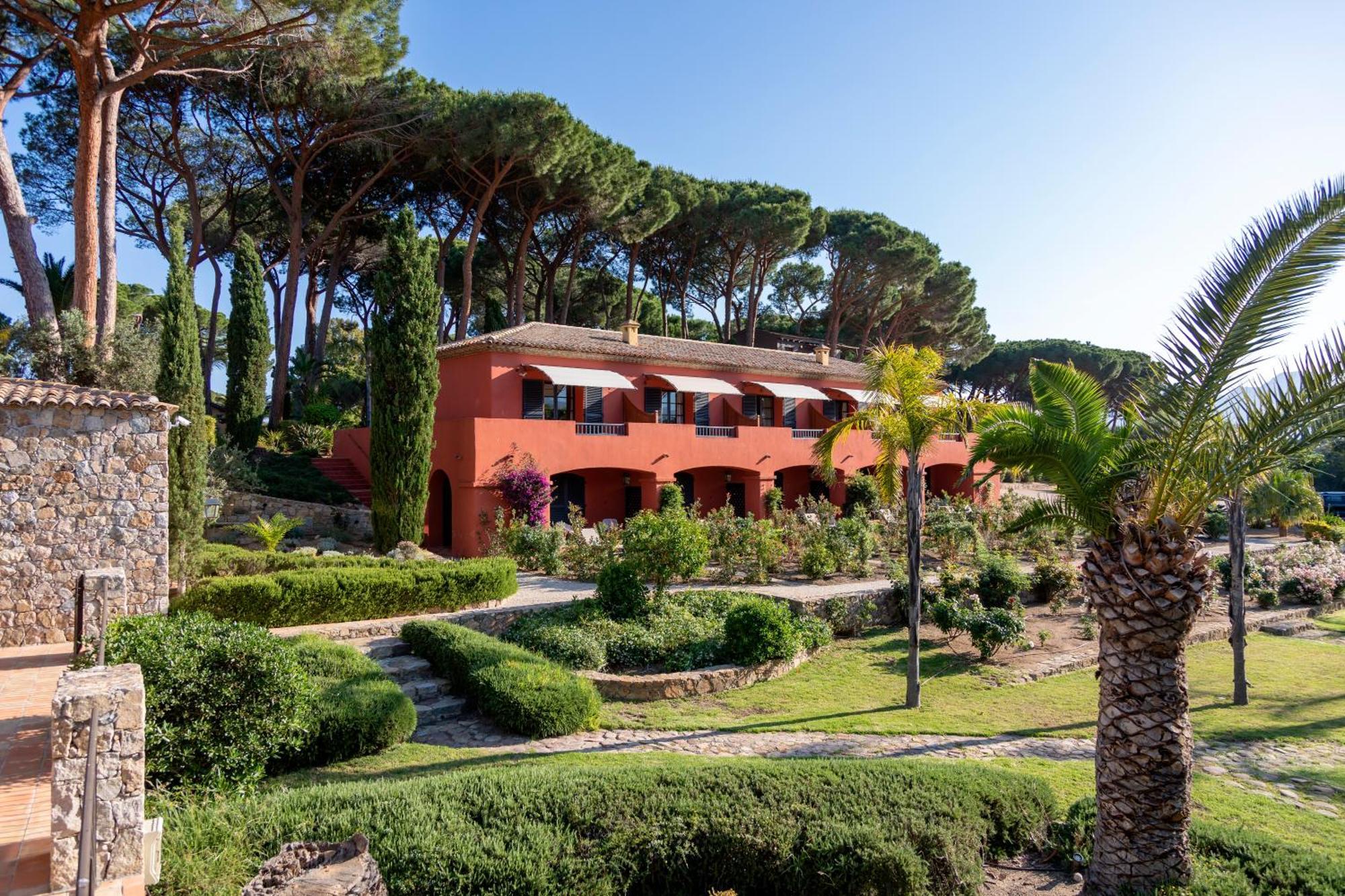 Hotel La Signoria Calvi  Zewnętrze zdjęcie