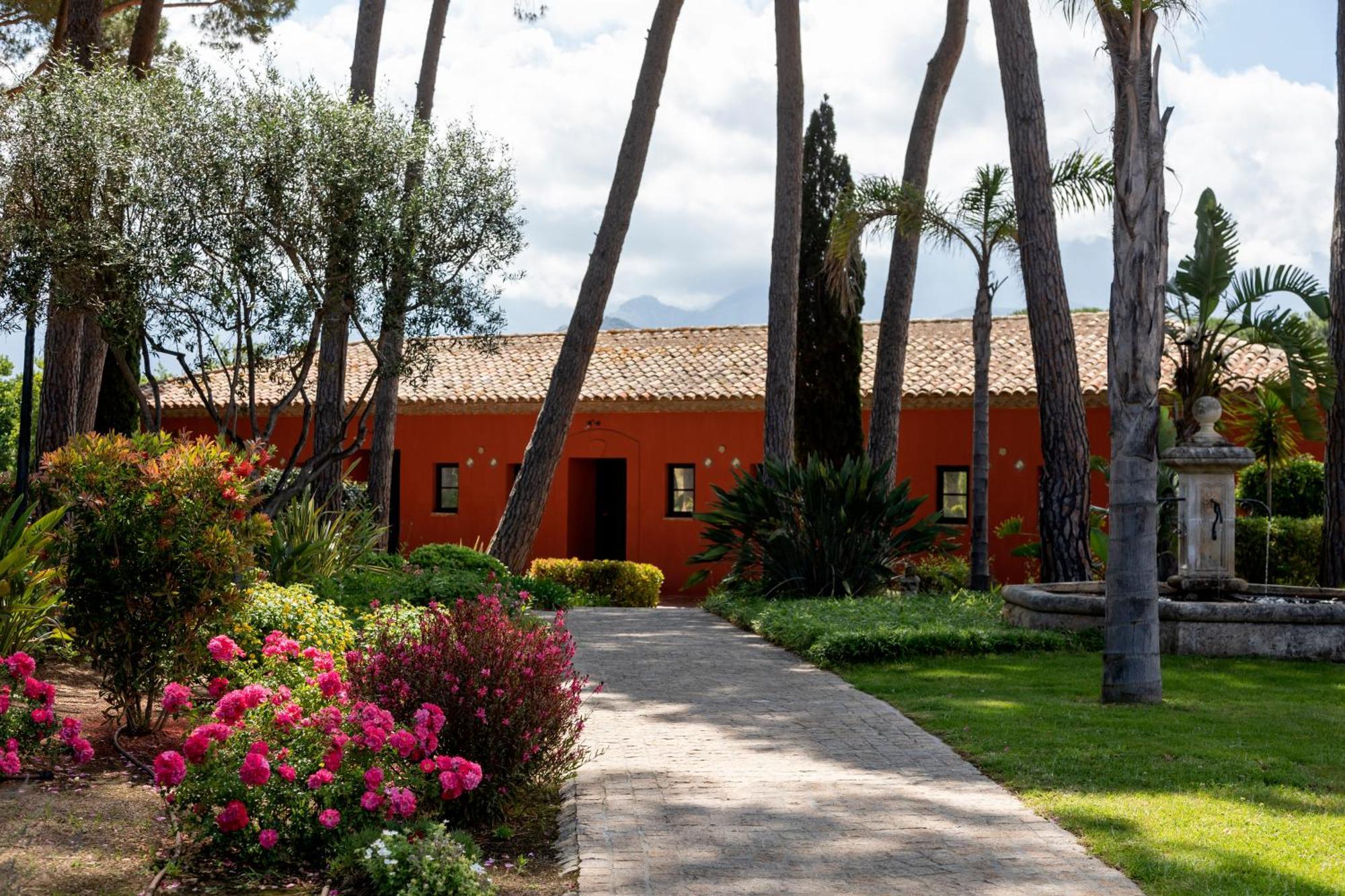 Hotel La Signoria Calvi  Zewnętrze zdjęcie