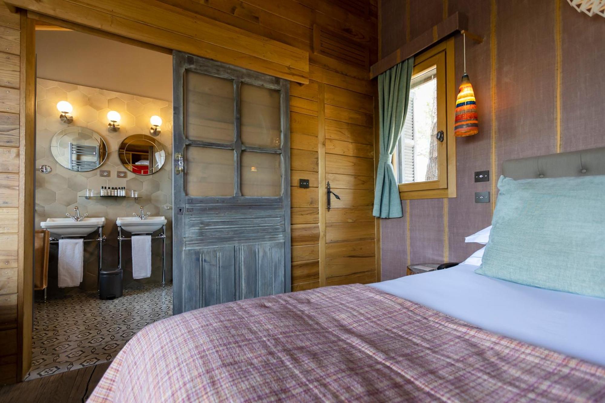 Hotel La Signoria Calvi  Zewnętrze zdjęcie