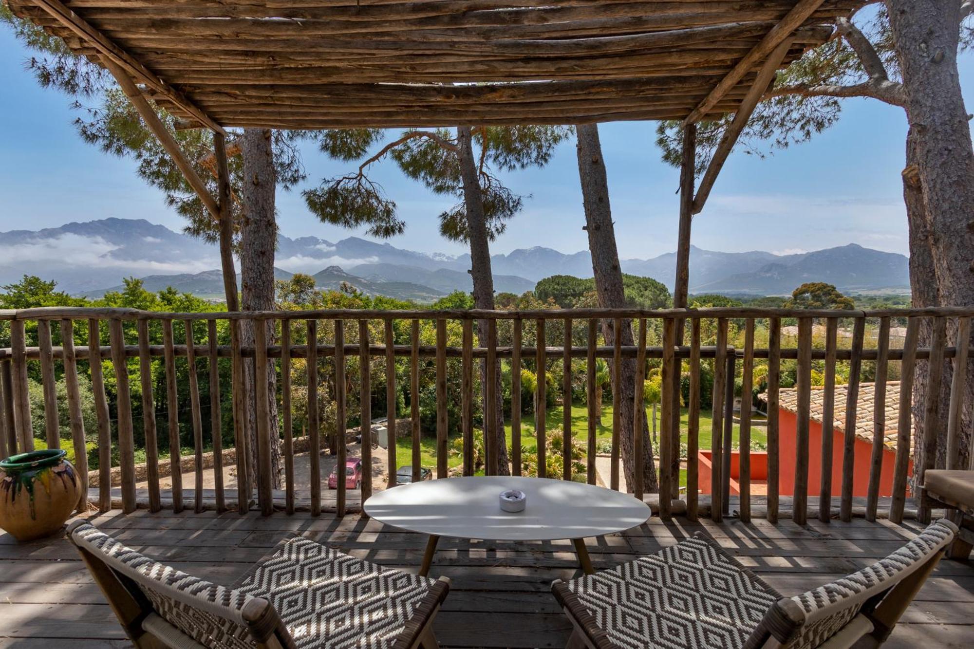 Hotel La Signoria Calvi  Zewnętrze zdjęcie